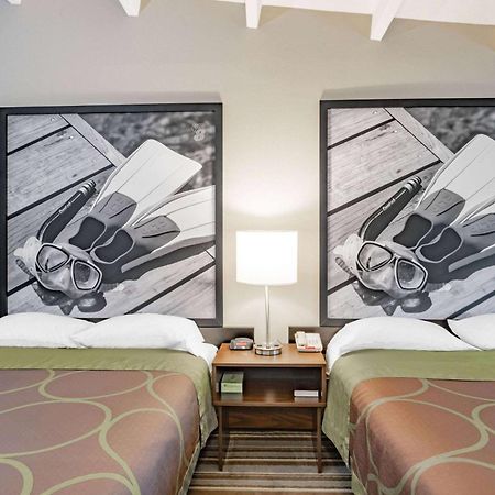 Motel Super 8 By Wyndham Melbourne Extérieur photo