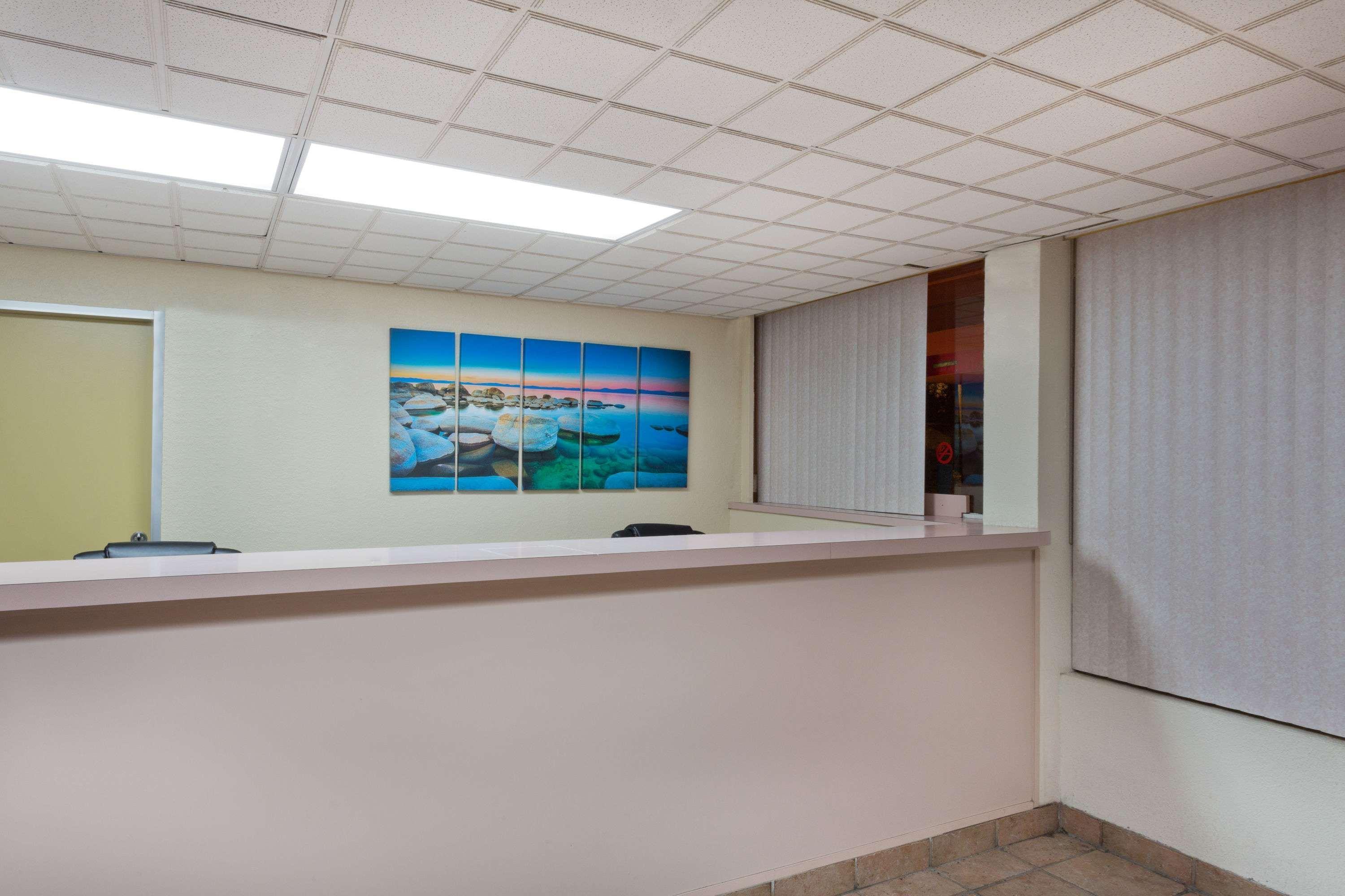 Motel Super 8 By Wyndham Melbourne Extérieur photo